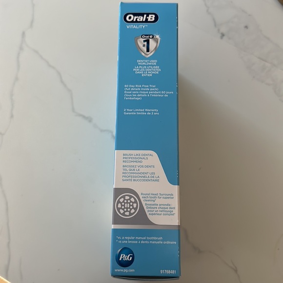 Oral B electric toothbrush new in a box - Picture 2 of 4
